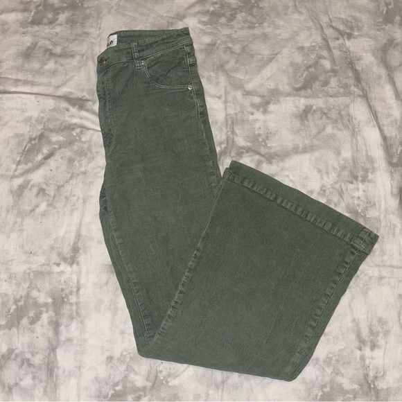 ROLLA'S Denim - Rolla’s Corduroy Eastcoast High Rise Flare Jeans